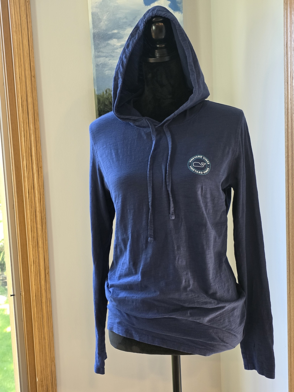Vineyard Vines Vintage Whale. Long- Sleeve Hoodie-Tee. Size Medium